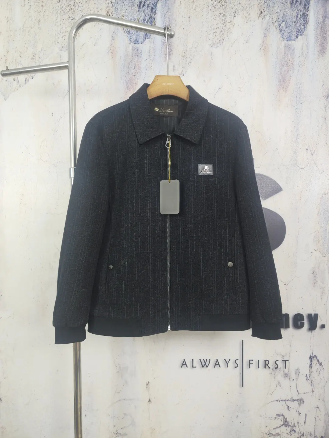 Pinstriped Ribbed-Trim Bomber Jacket D41523302