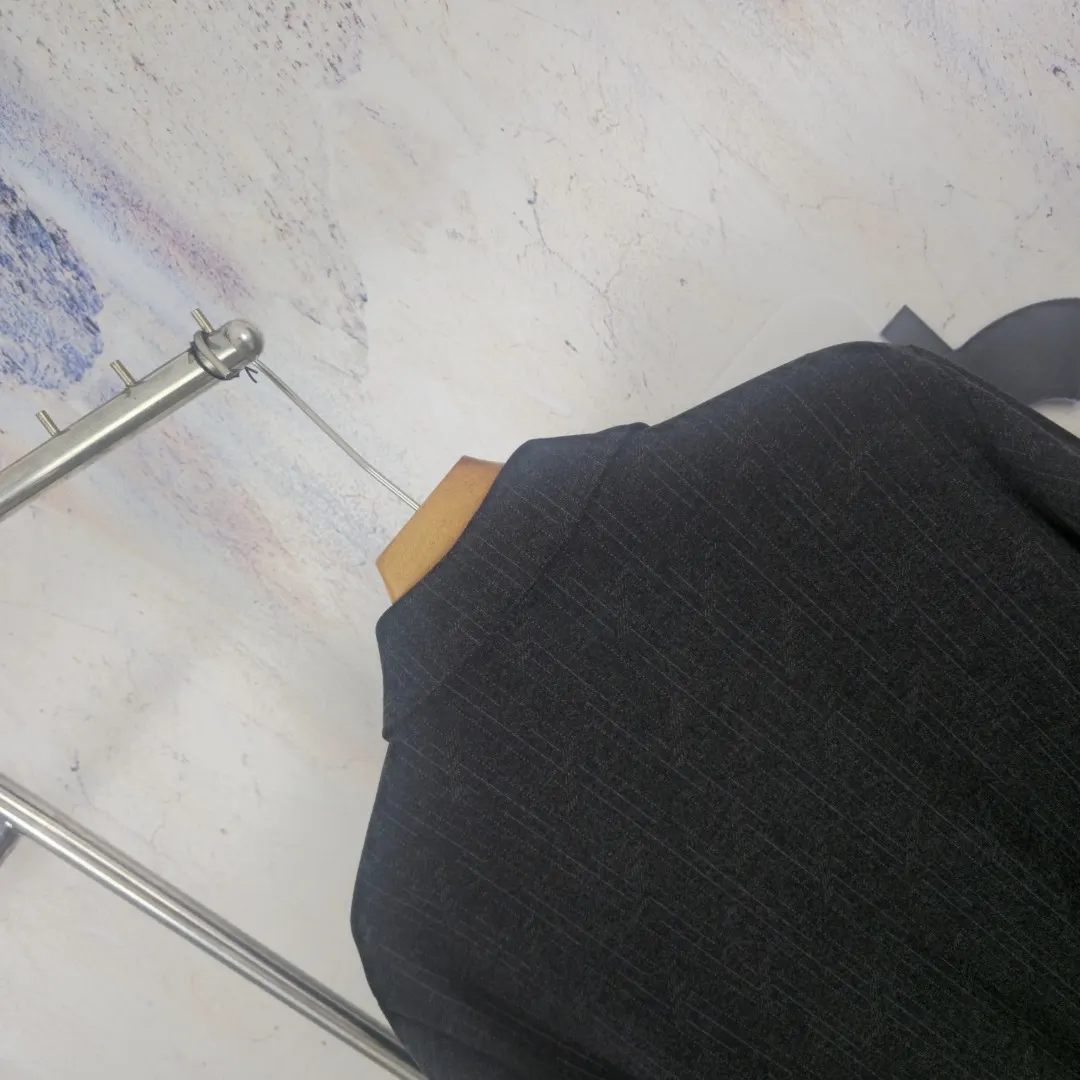 Pinstriped Ribbed-Trim Bomber Jacket D41523302 — view 11
