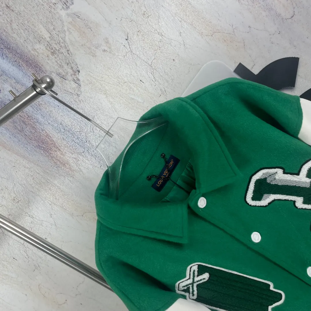 Wizard of Oz Embroidered Varsity Jacket D42023458 — view 3