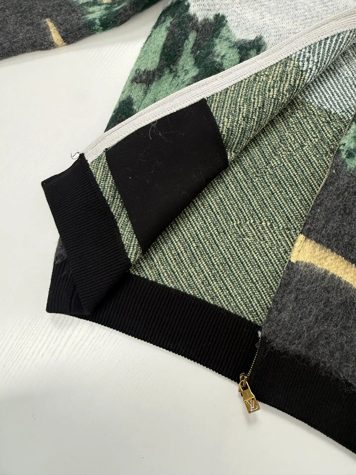 Forest Landscape Jacquard Mohair-Blend Zip-Up Sweater D42019951 — view 6