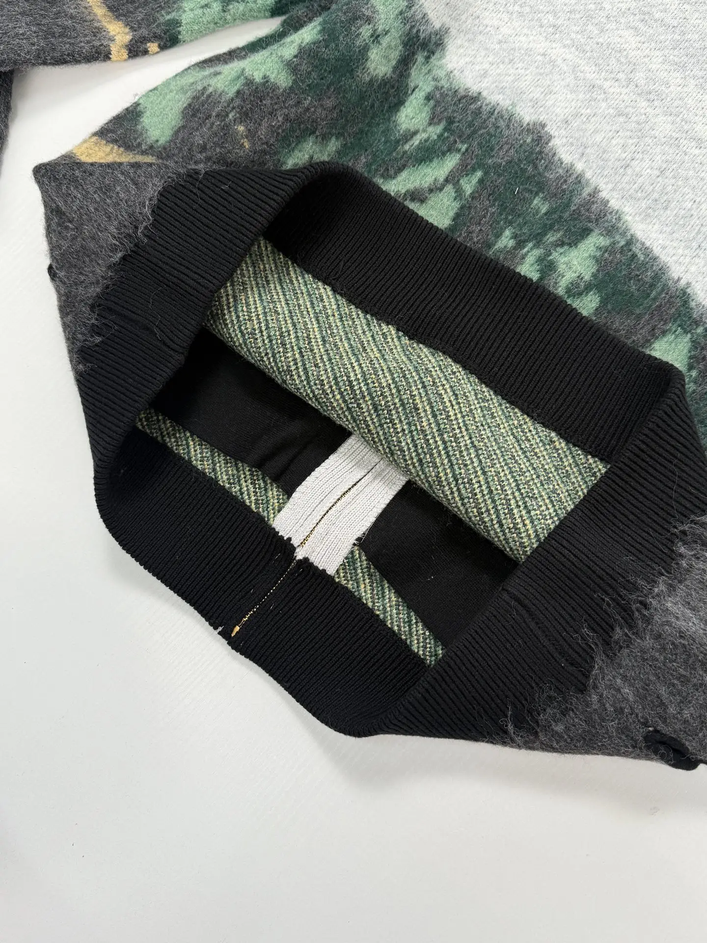 Forest Landscape Jacquard Mohair-Blend Zip-Up Sweater D42019951 — view 11