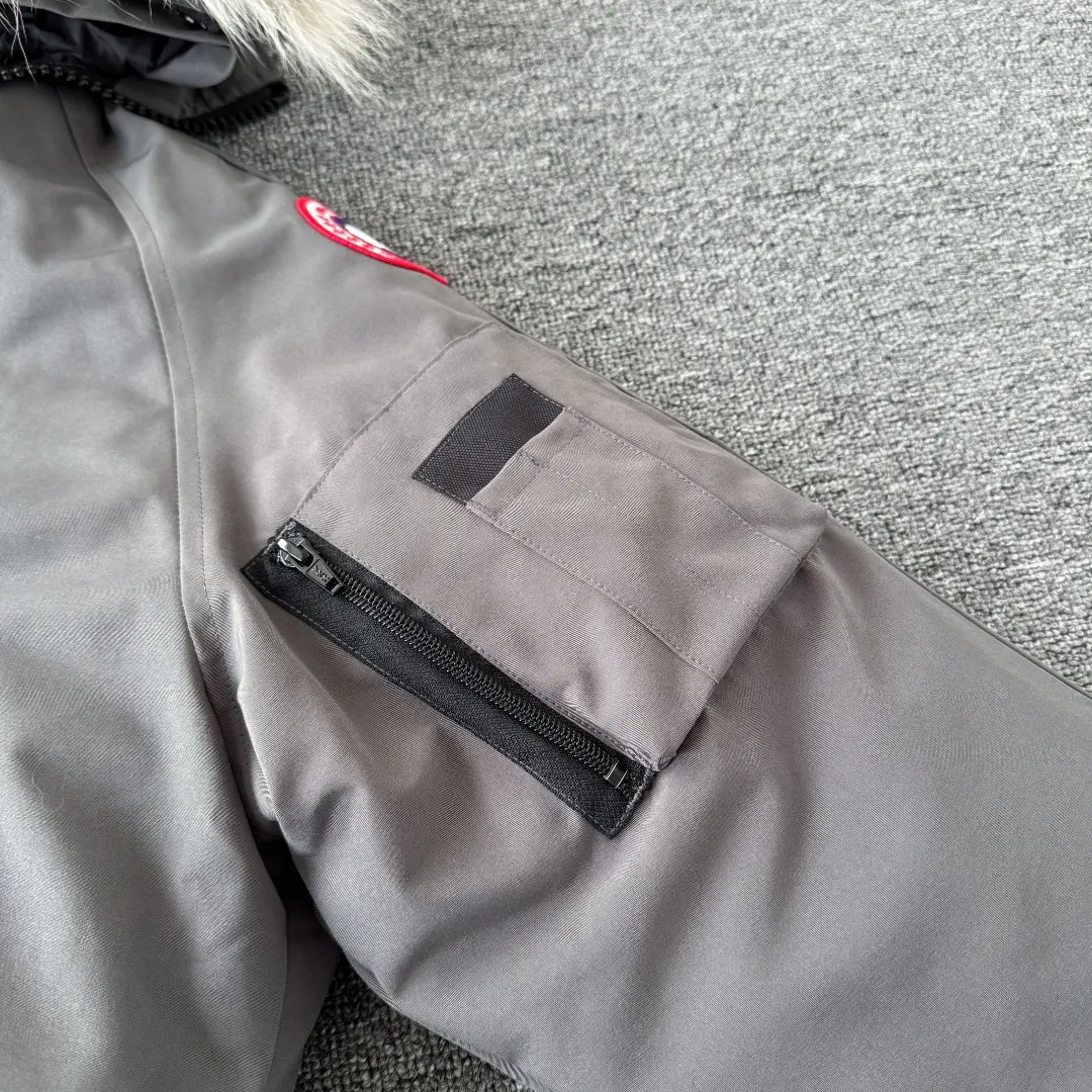 Chilliwack Fur-Trimmed Bomber Down Jacket D42023410 — view 5