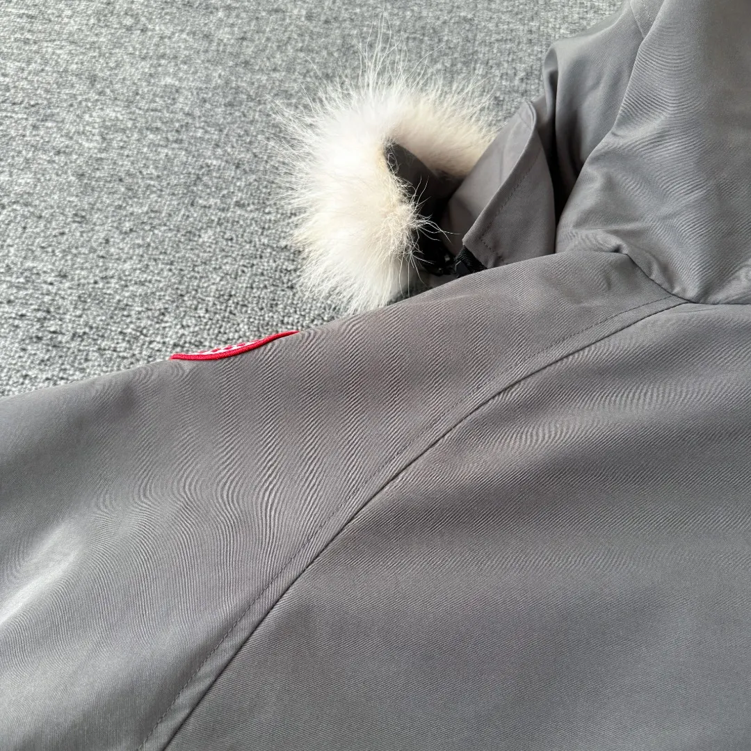Chilliwack Fur-Trimmed Bomber Down Jacket D42023410 — view 14