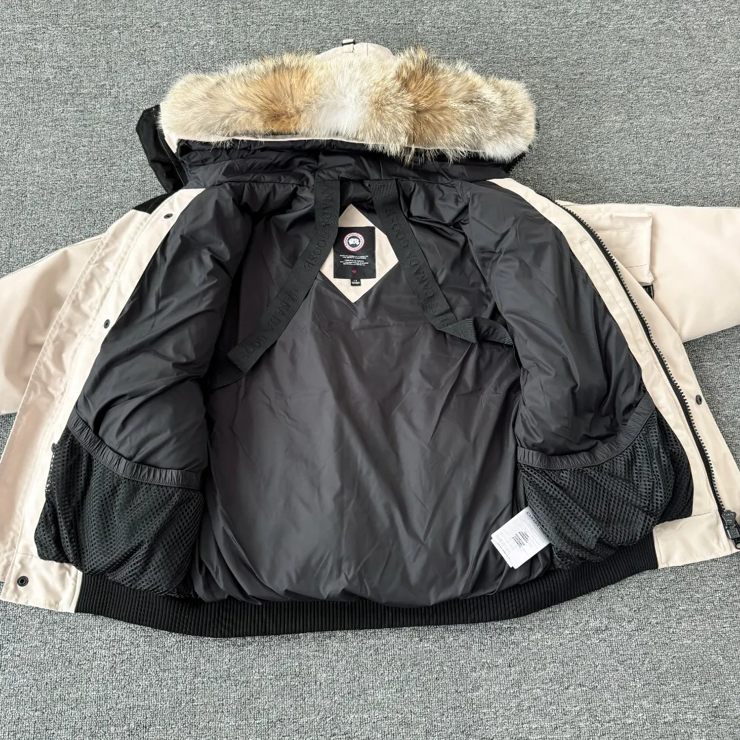 Chilliwack Fur-Trimmed Bomber Down Jacket D42023411 — view 10