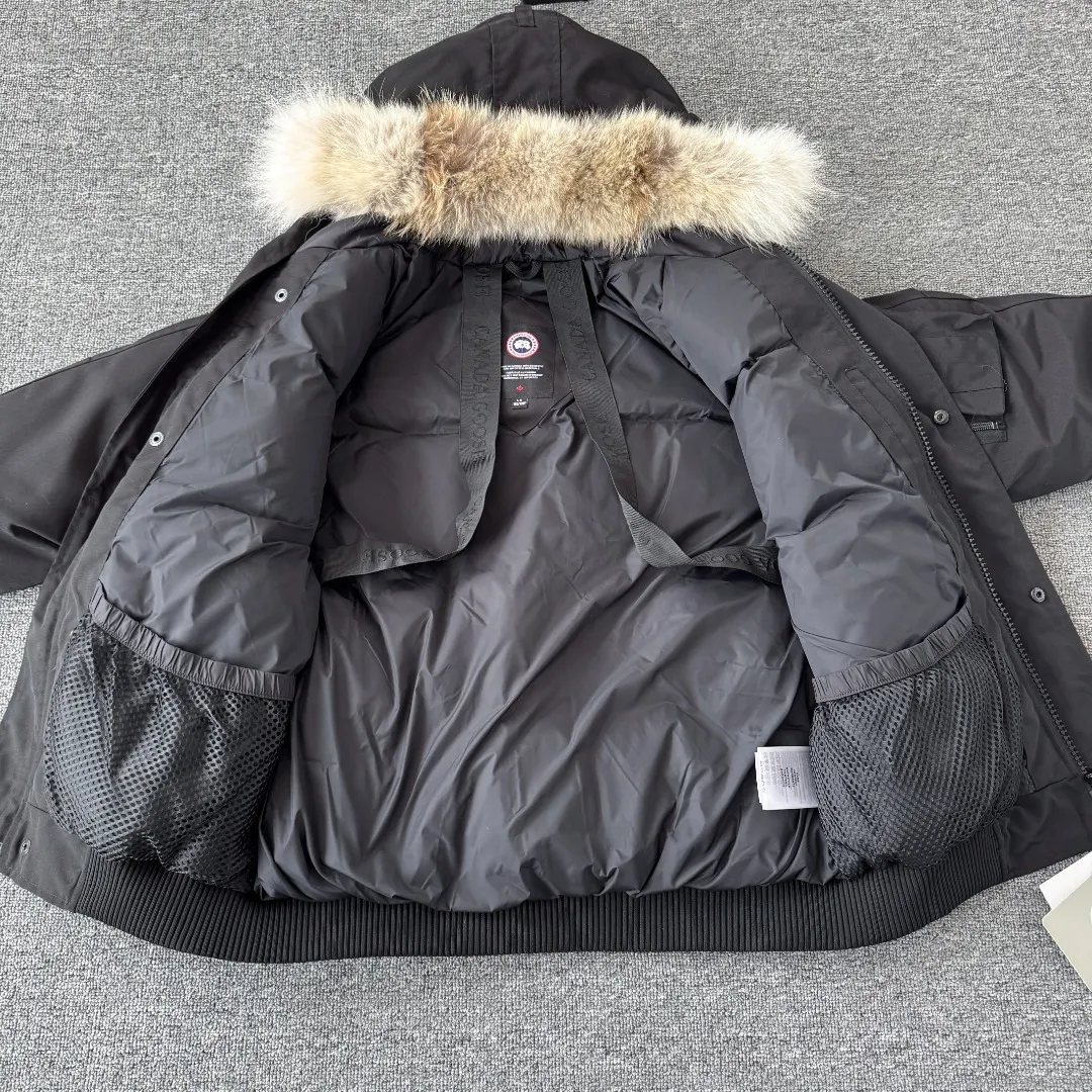 Chilliwack Fur-Trimmed Bomber Down Jacket D42023414 — view 8