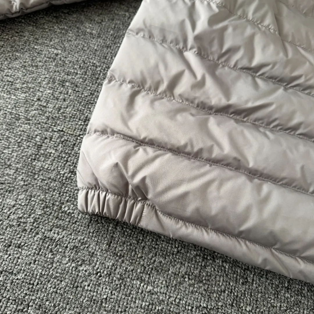 Lightweight Quilted Down Hooded Jacket D42023420 — view 13