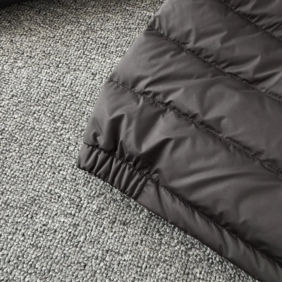 Hooded Lightweight Quilted Down Jacket D42023419 — view 15