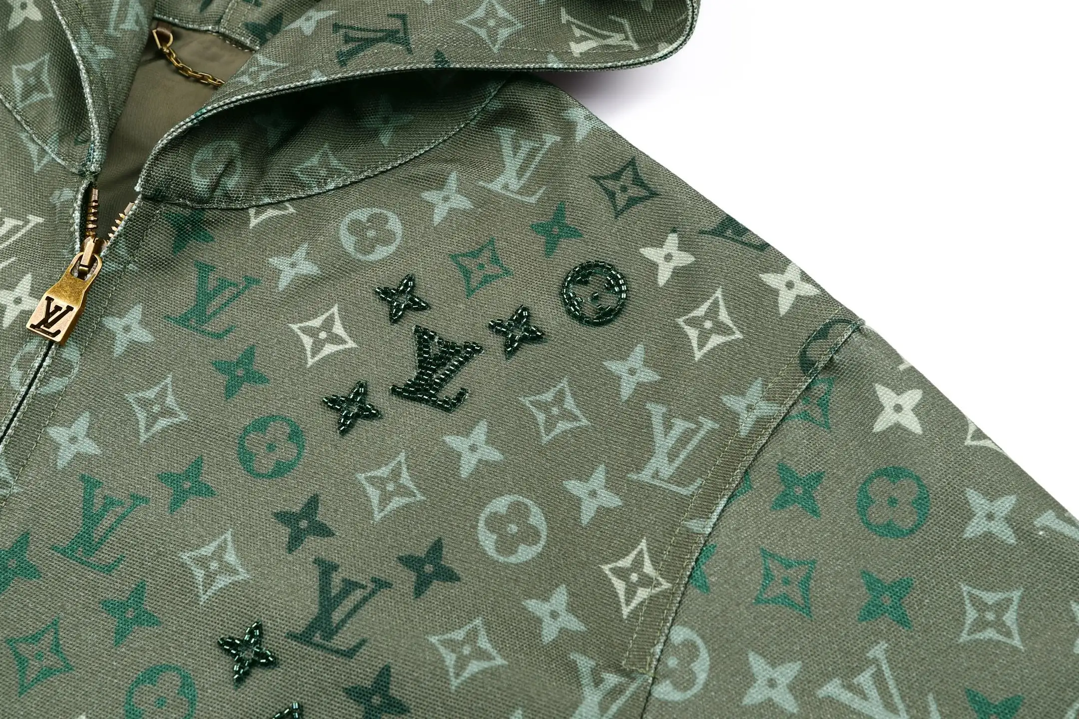 Monogram All-Over Print Hooded Jacket D42523600 — view 6