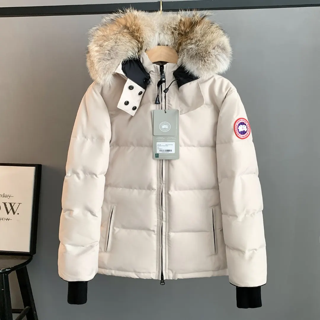 Fur-Trimmed Down-Filled Puffer Jacket D43023406