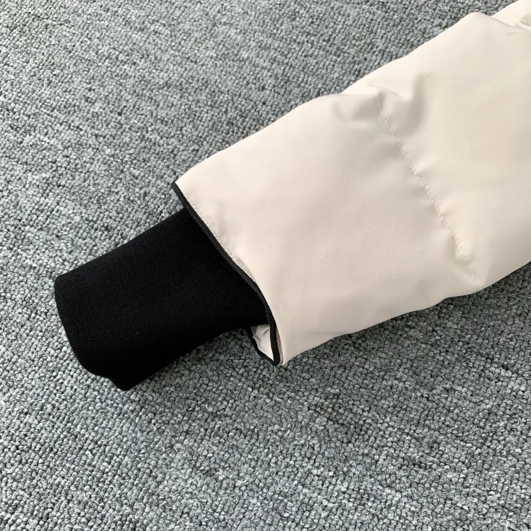 Fur-Trimmed Down-Filled Puffer Jacket D43023406 — view 7