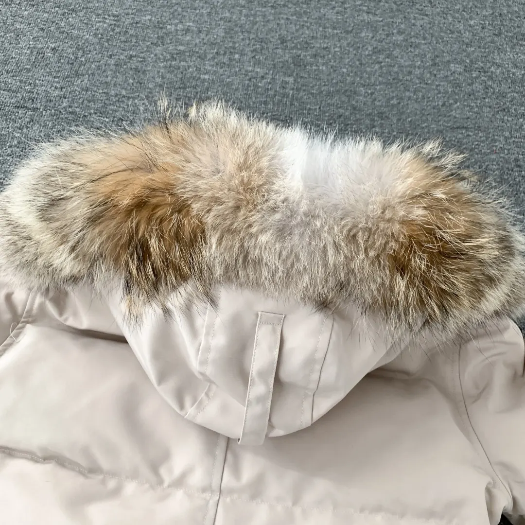 Fur-Trimmed Down-Filled Puffer Jacket D43023406 — view 11