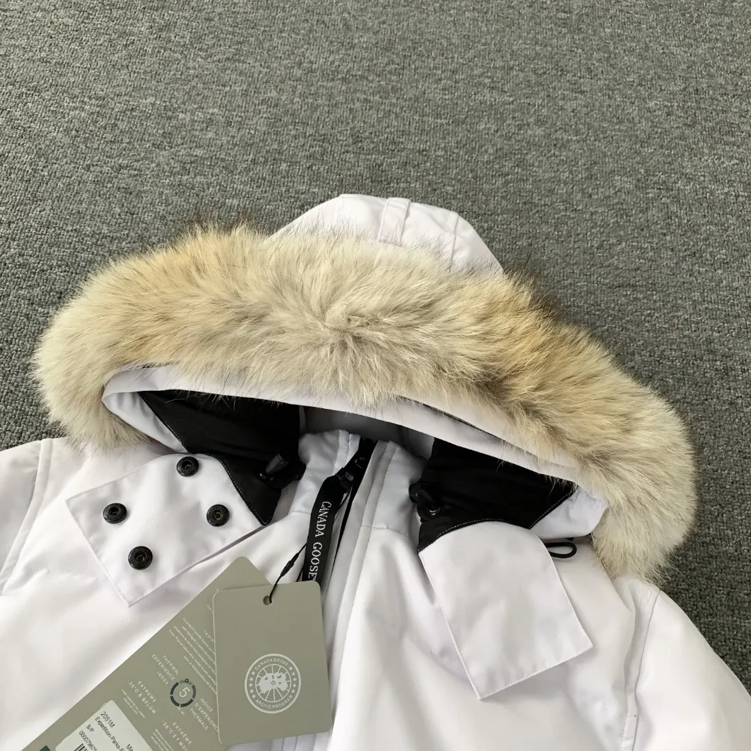 Fur-Trimmed Down-Filled Puffer Jacket D43023407 — view 3