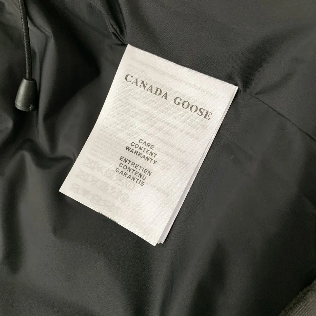 Fur-Trimmed Down-Filled Puffer Jacket D43023404 — view 10