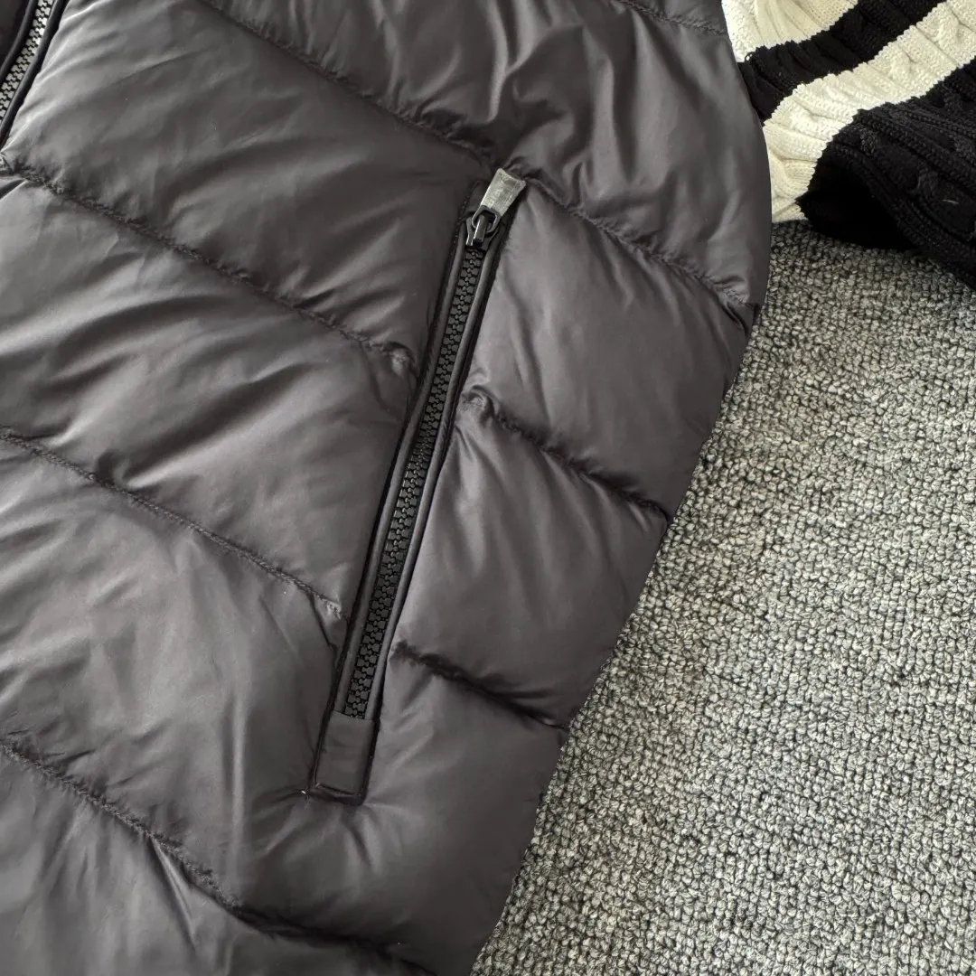Panelled Wool-Knit and Quilted Shell Down Jacket D43023415 — view 7