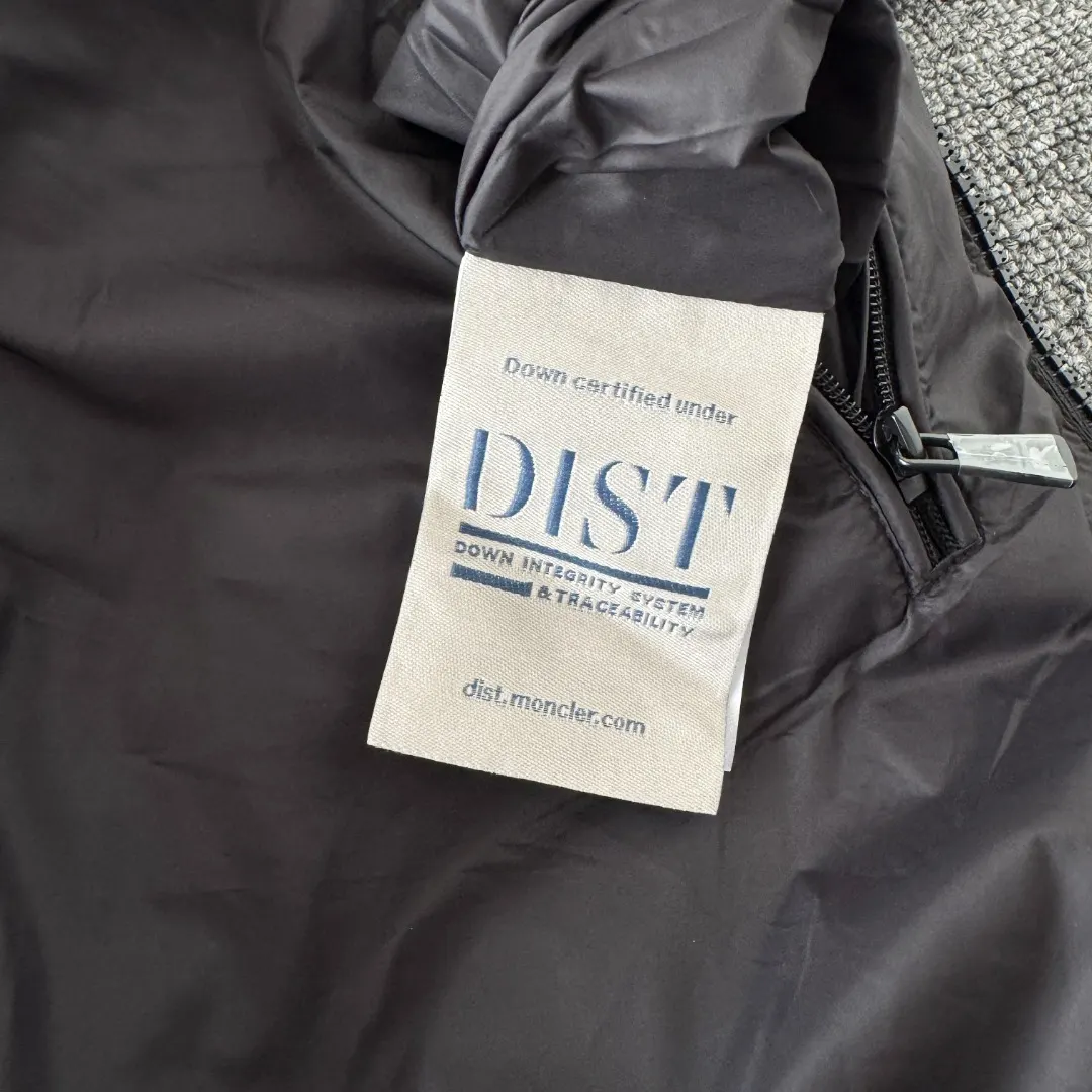 Panelled Wool-Knit and Quilted Shell Down Jacket D43023415 — view 9