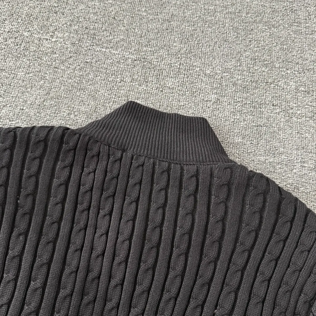 Panelled Wool-Knit and Quilted Shell Down Jacket D43023415 — view 11