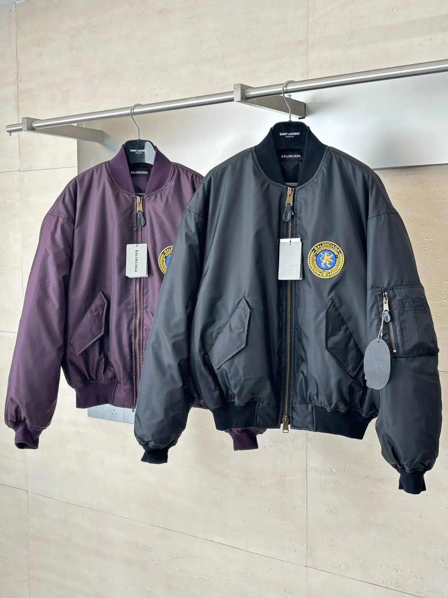 Embroidered Crest Oversized Bomber Jacket D43523428 — view 3
