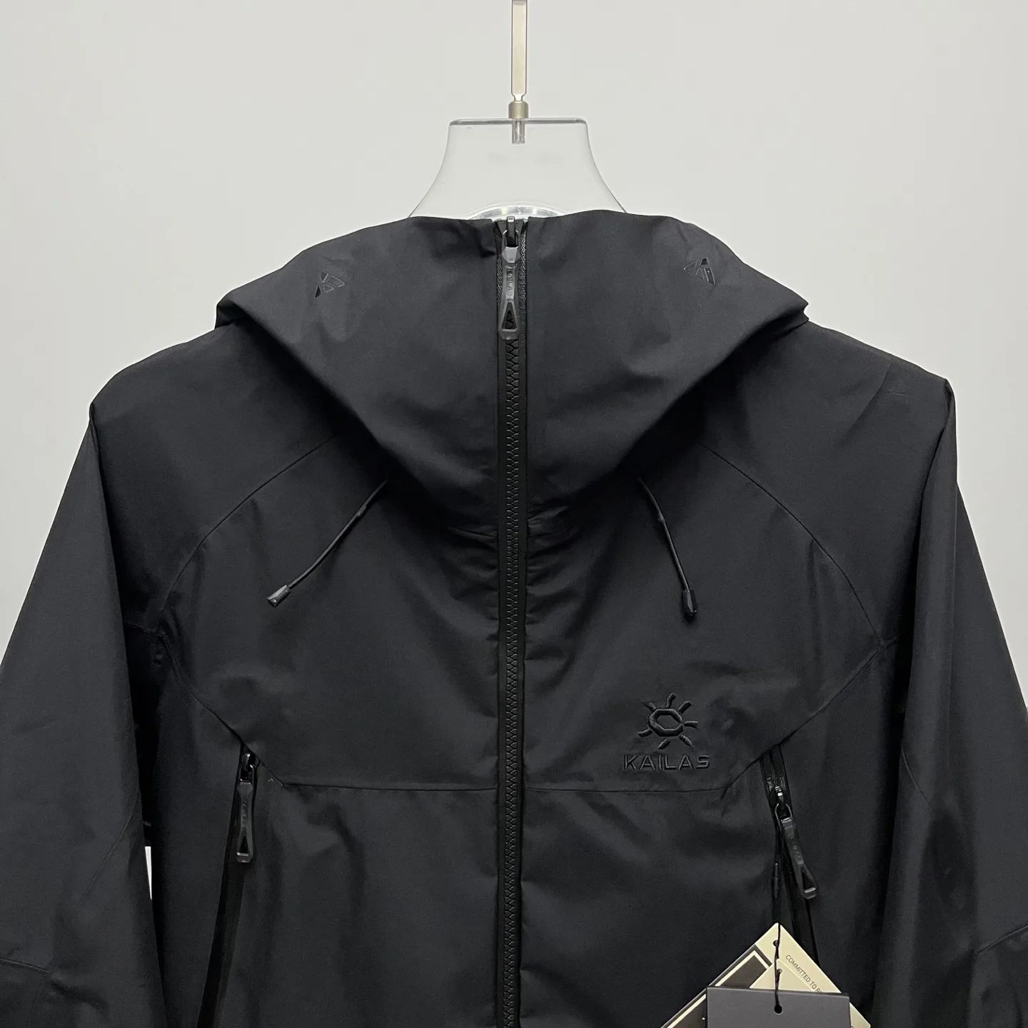 MONT-X GORE-TEX 3L Hardshell Jacket D44022703 — view 8