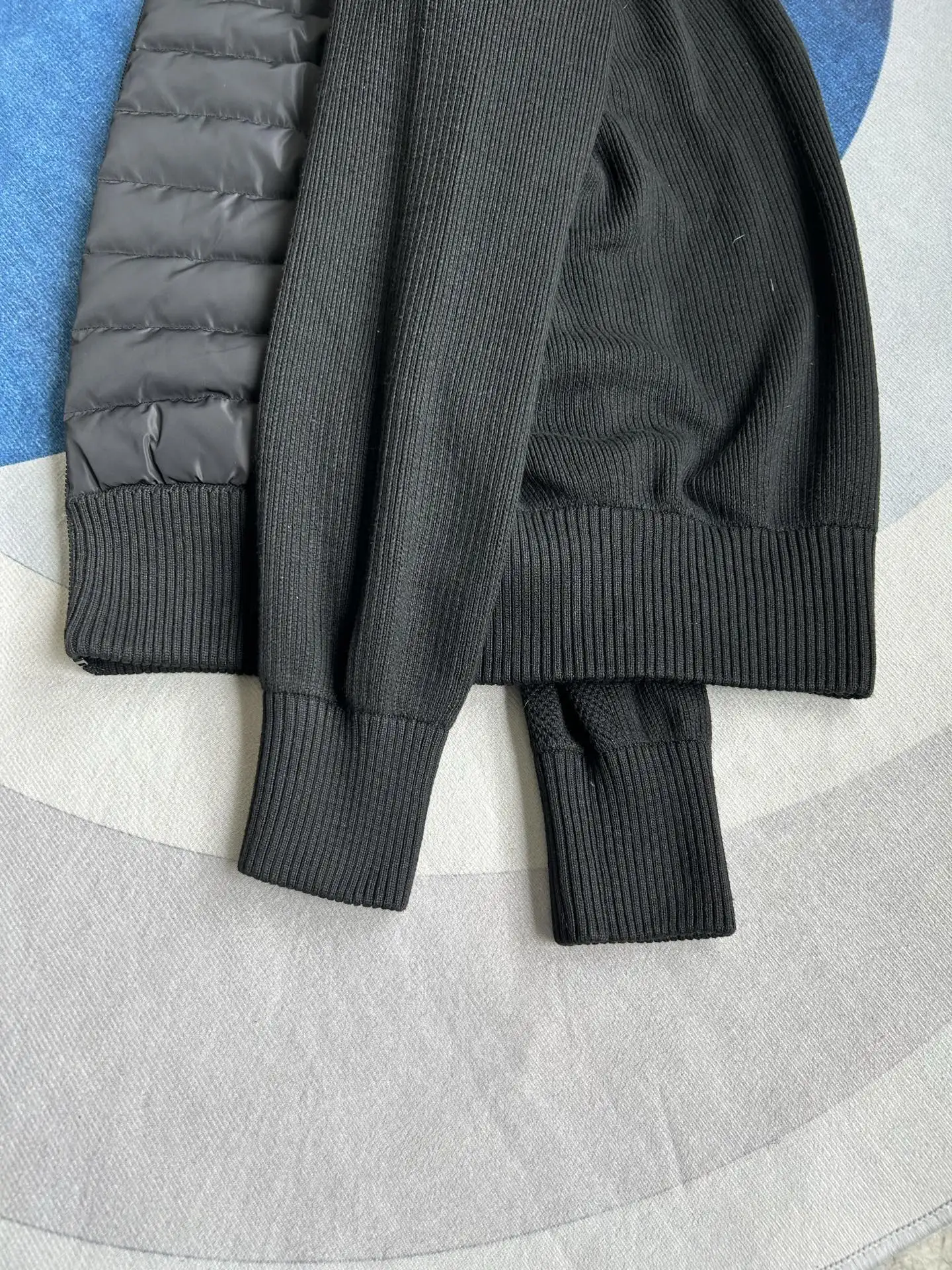 HyBridge Knit Merino Wool and Down Jacket D44022724 — view 13