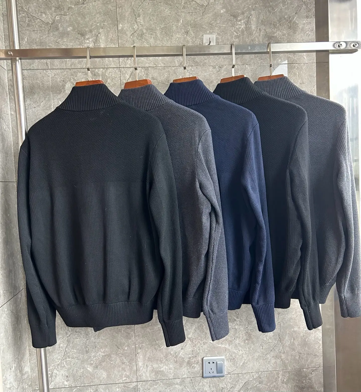 HyBridge Knit Merino Wool Jacket D44022722 — view 5