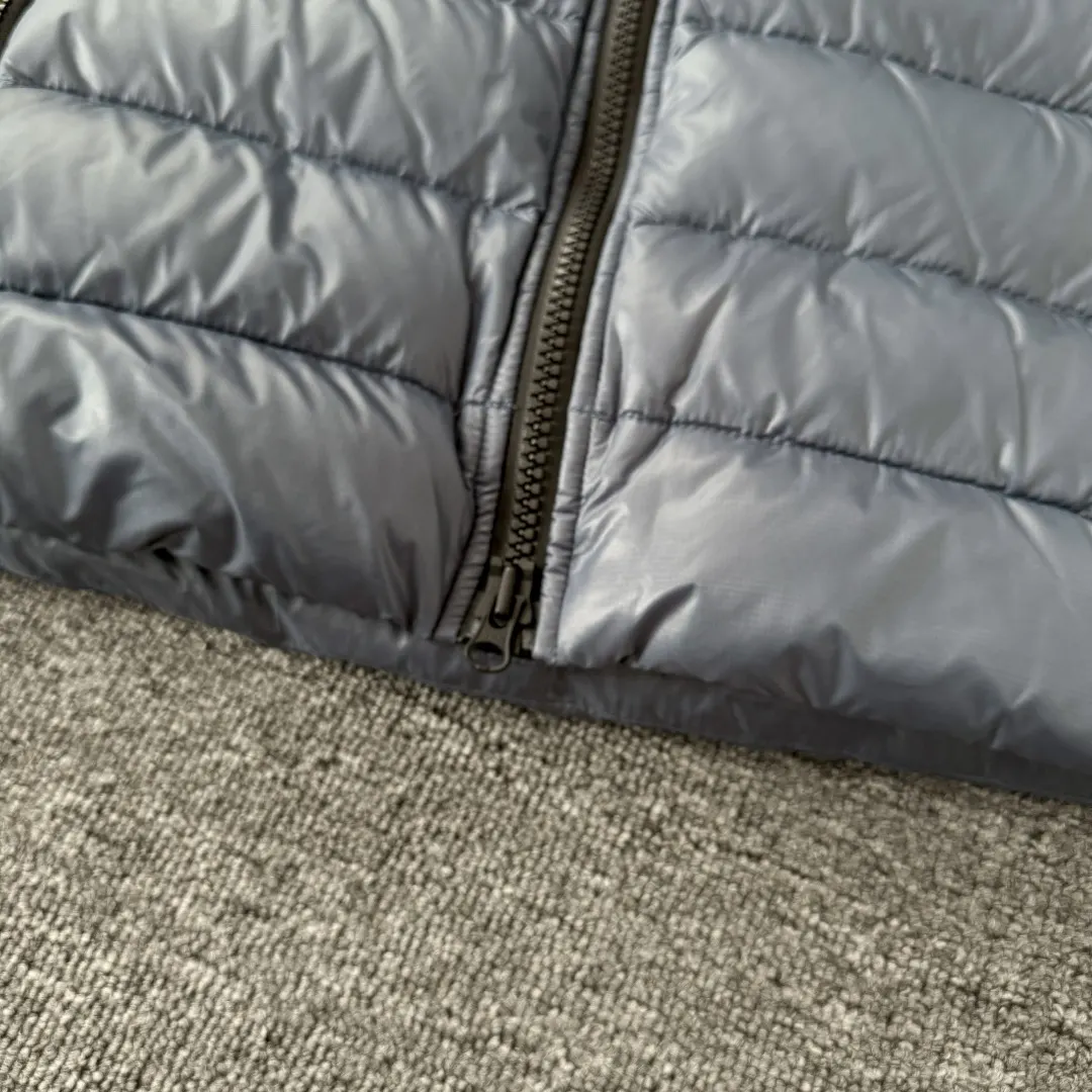 Lodge Hooded Lightweight Down Jacket D44023532 — view 6