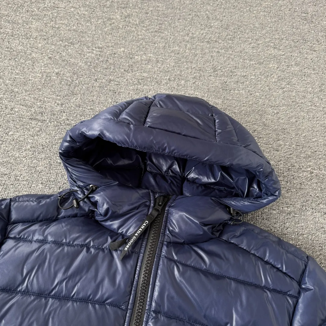 Lodge Lightweight Hooded Down Jacket D44023533 — view 3
