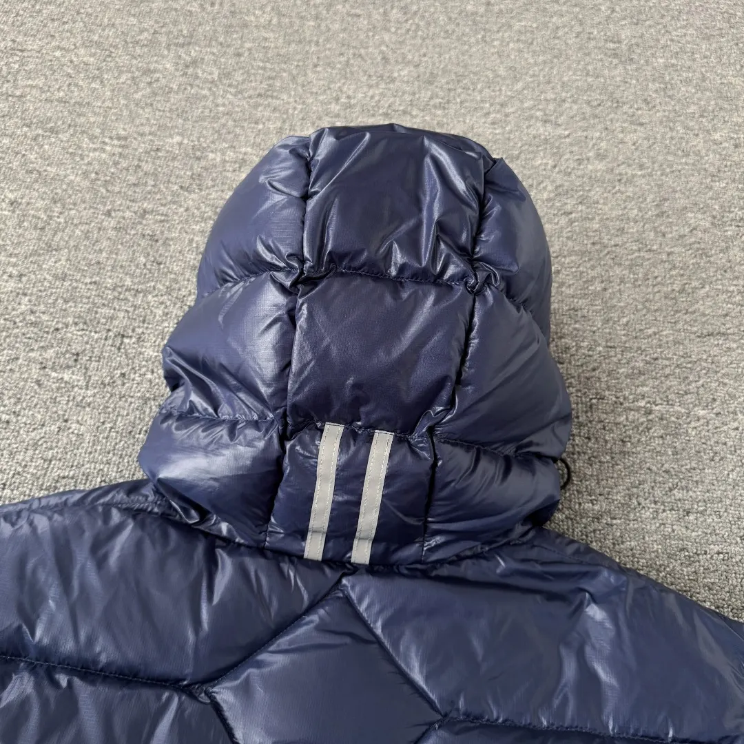 Lodge Lightweight Hooded Down Jacket D44023533 — view 13