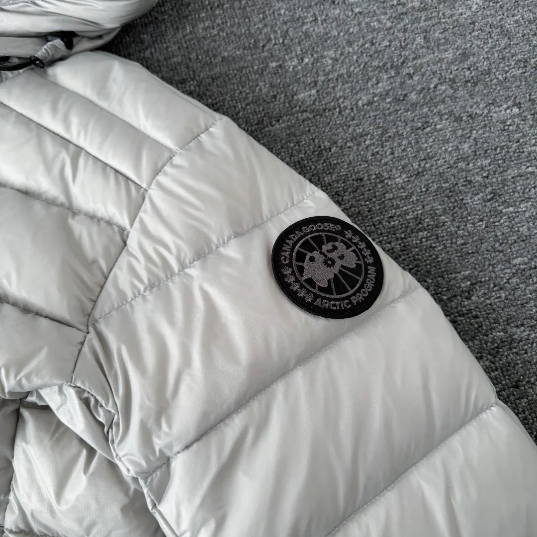 Lodge Lightweight Hooded Down Jacket D44023537 — view 5