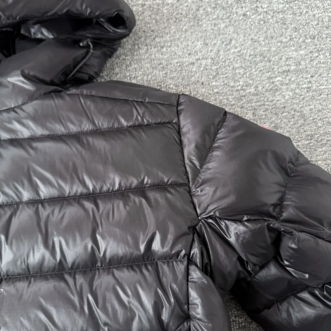 Crofton Lightweight Hooded Puffer Jacket D44023535 — view 4