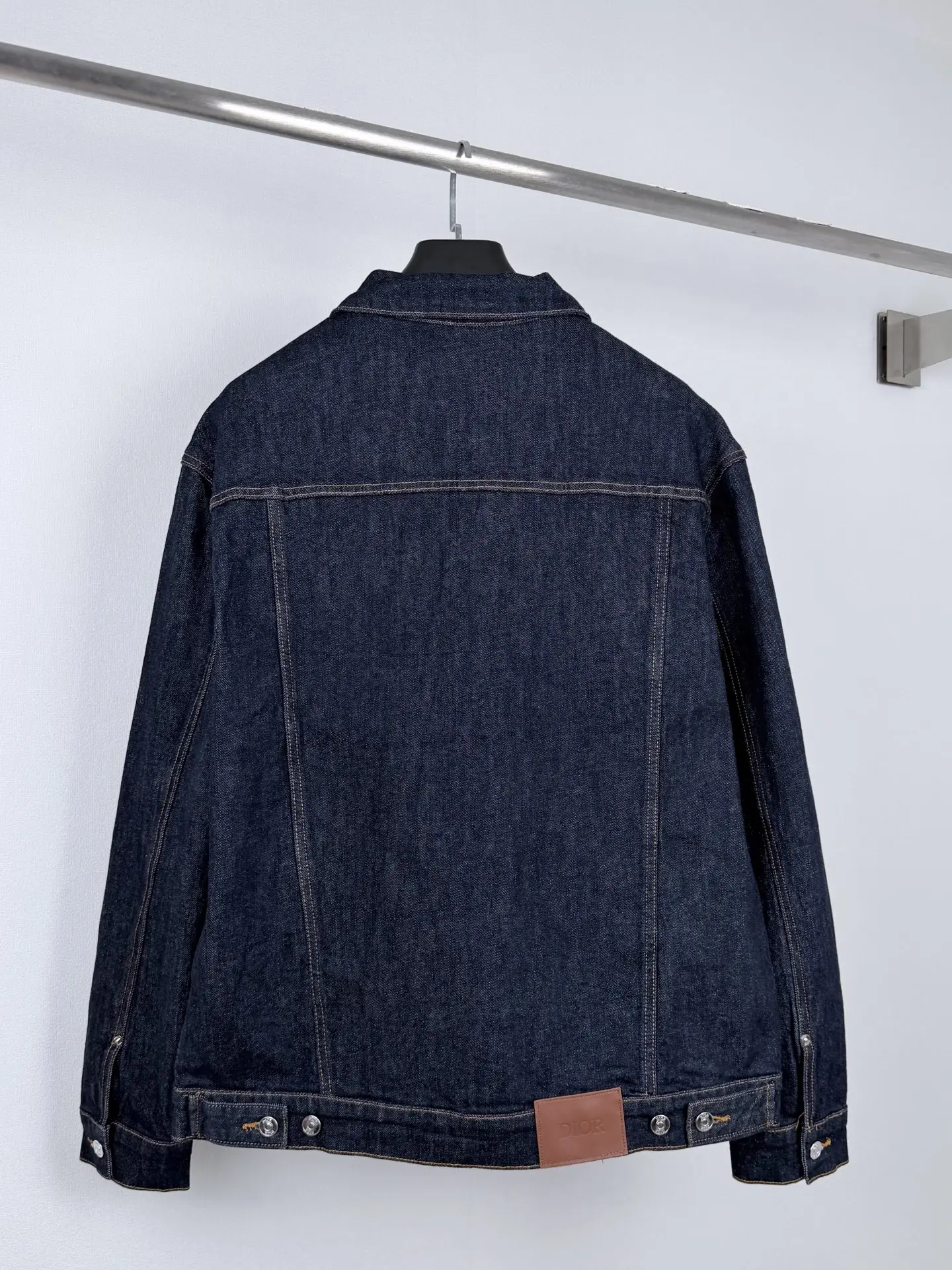 Oblique Lining Denim Trucker Jacket D44020090 — view 3