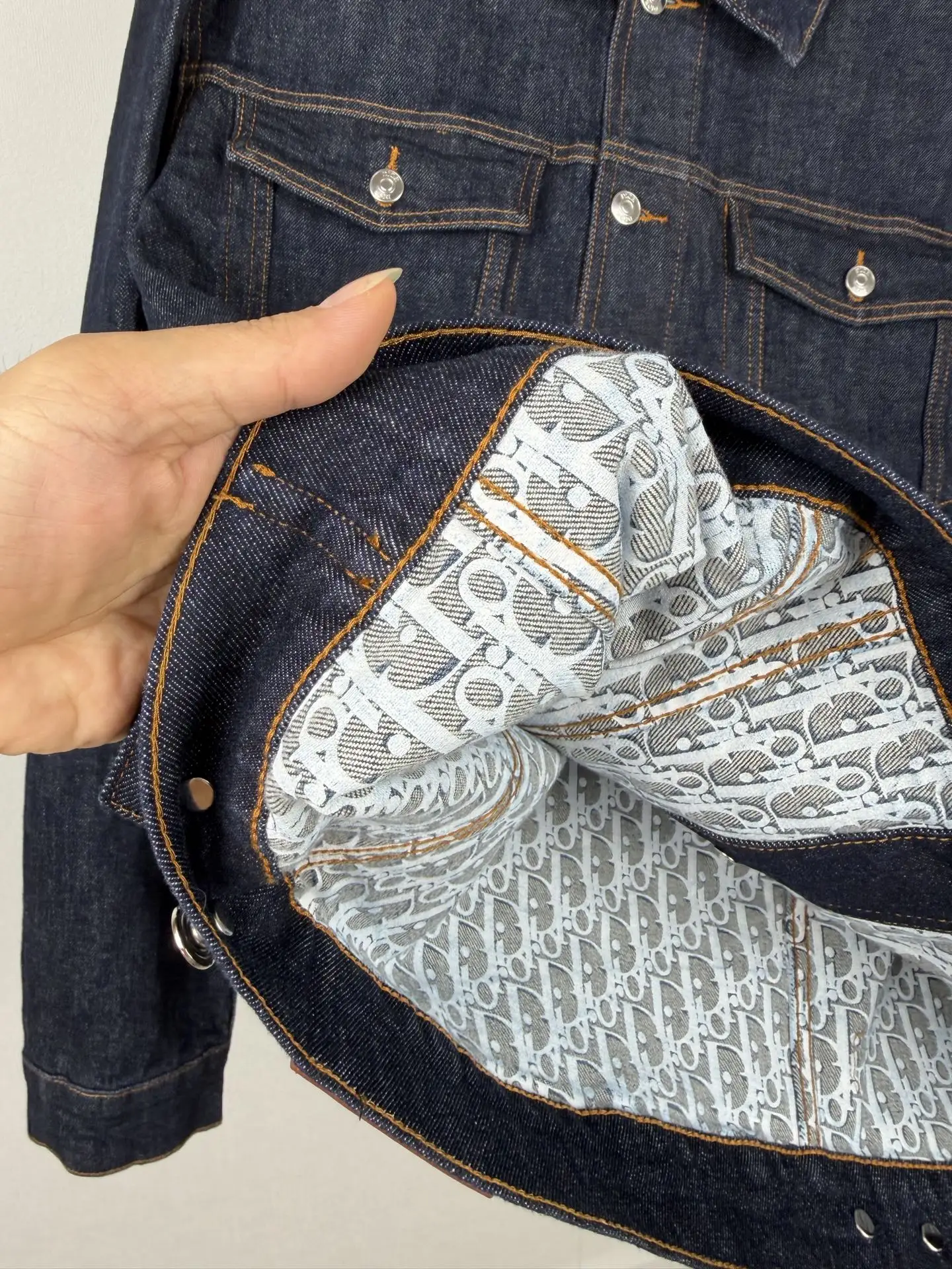 Oblique Lining Denim Trucker Jacket D44020090 — view 9