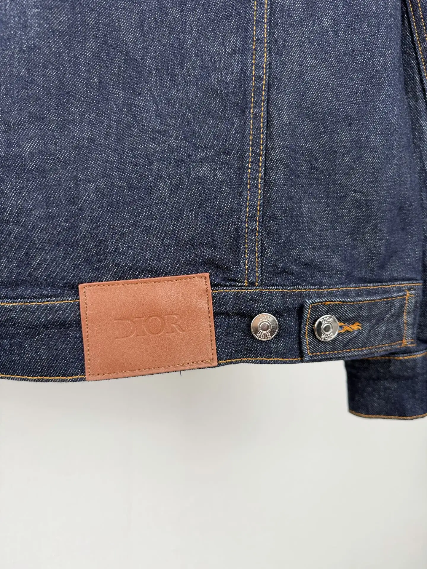 Oblique Lining Denim Trucker Jacket D44020090 — view 10