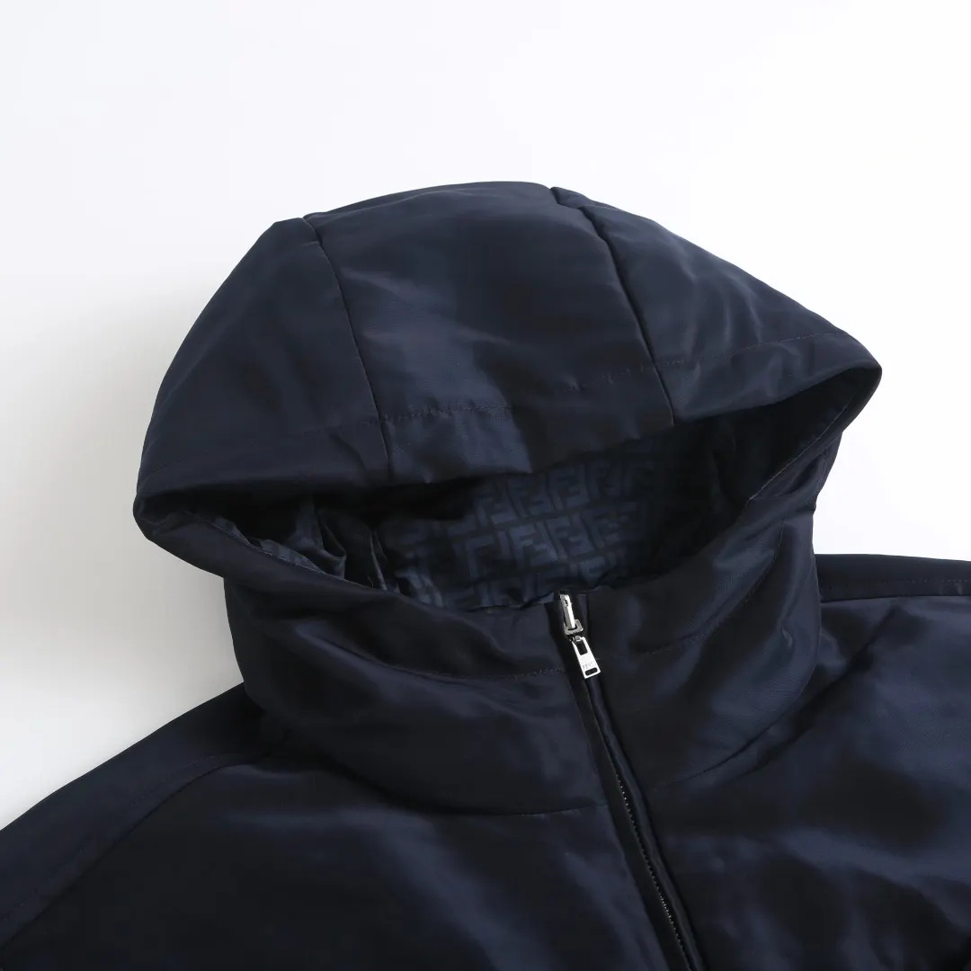 Reversible Logo-Embroidered Hooded Jacket D44019912 — view 4