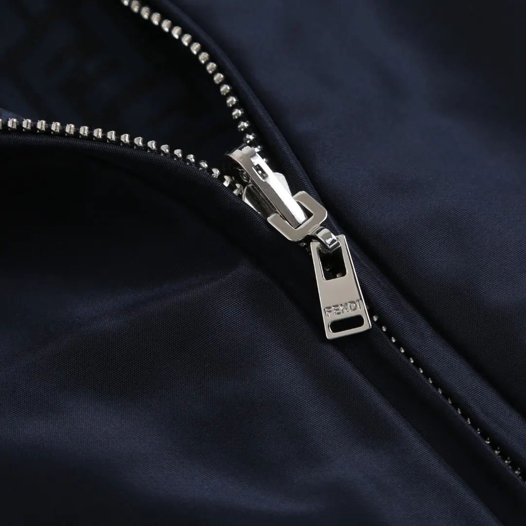 Reversible Logo-Embroidered Hooded Jacket D44019912 — view 5