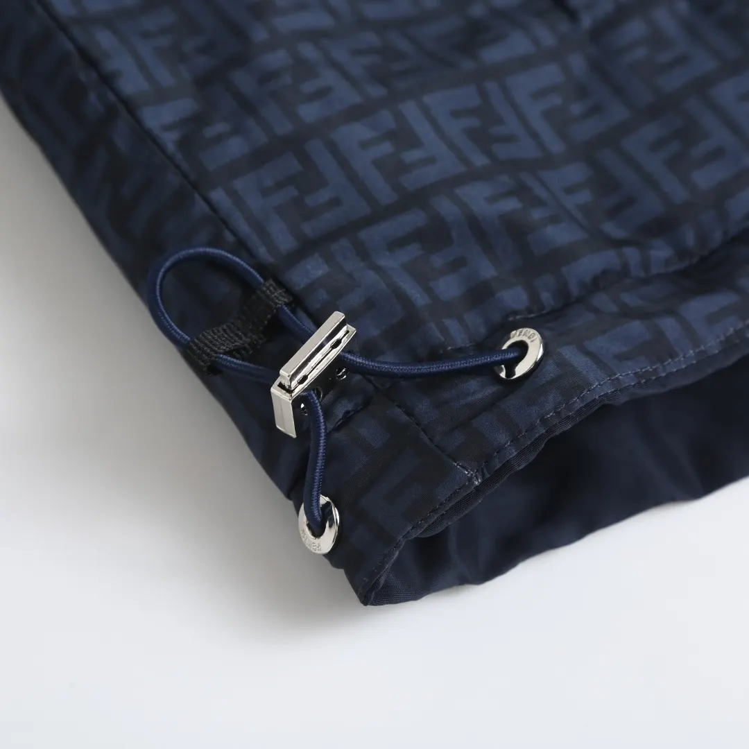 Reversible Monogram Hooded Puffer Jacket D44019913 — view 9