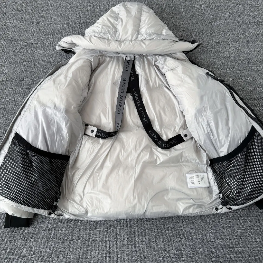 Crofton Hooded Down Puffer Jacket D45023548 — view 8