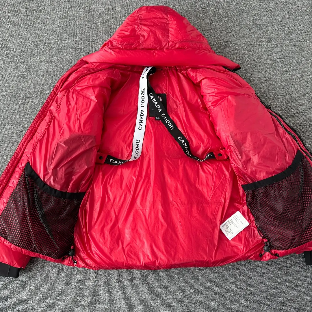 Crofton Hooded Down Puffer Jacket D45023549 — view 9