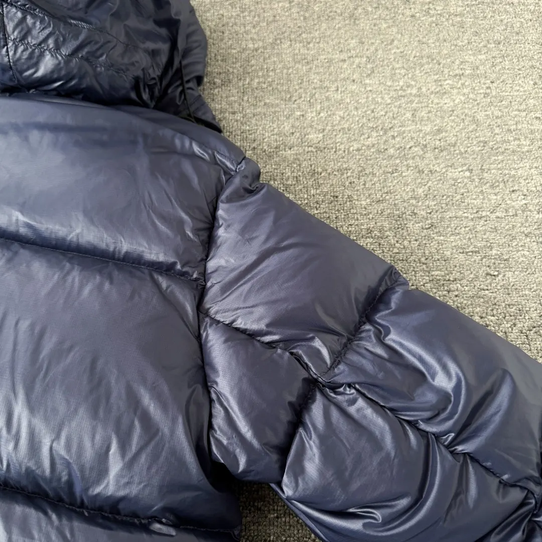 Crofton Hooded Down Puffer Jacket D45023544 — view 12