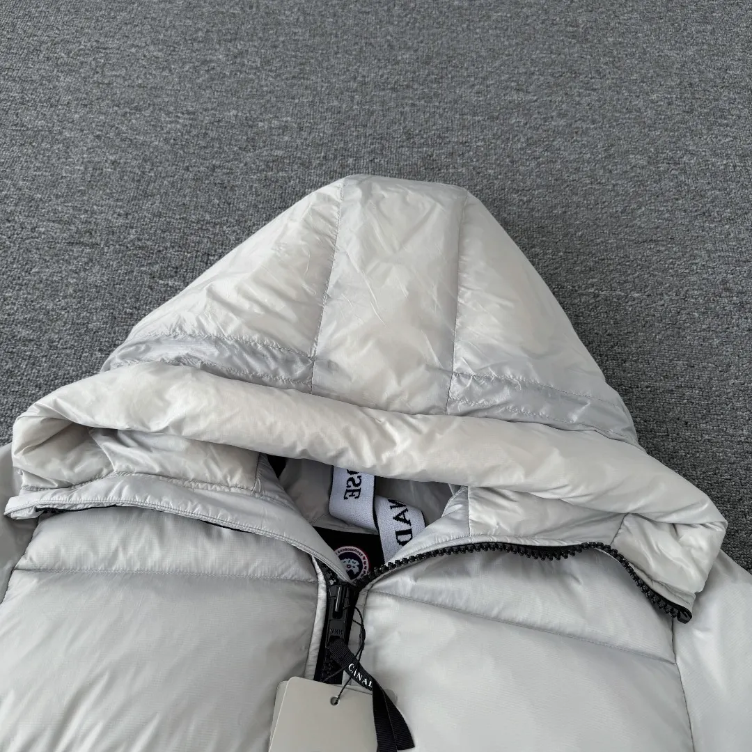 Crofton Hooded Down Puffer Jacket D45023547 — view 3