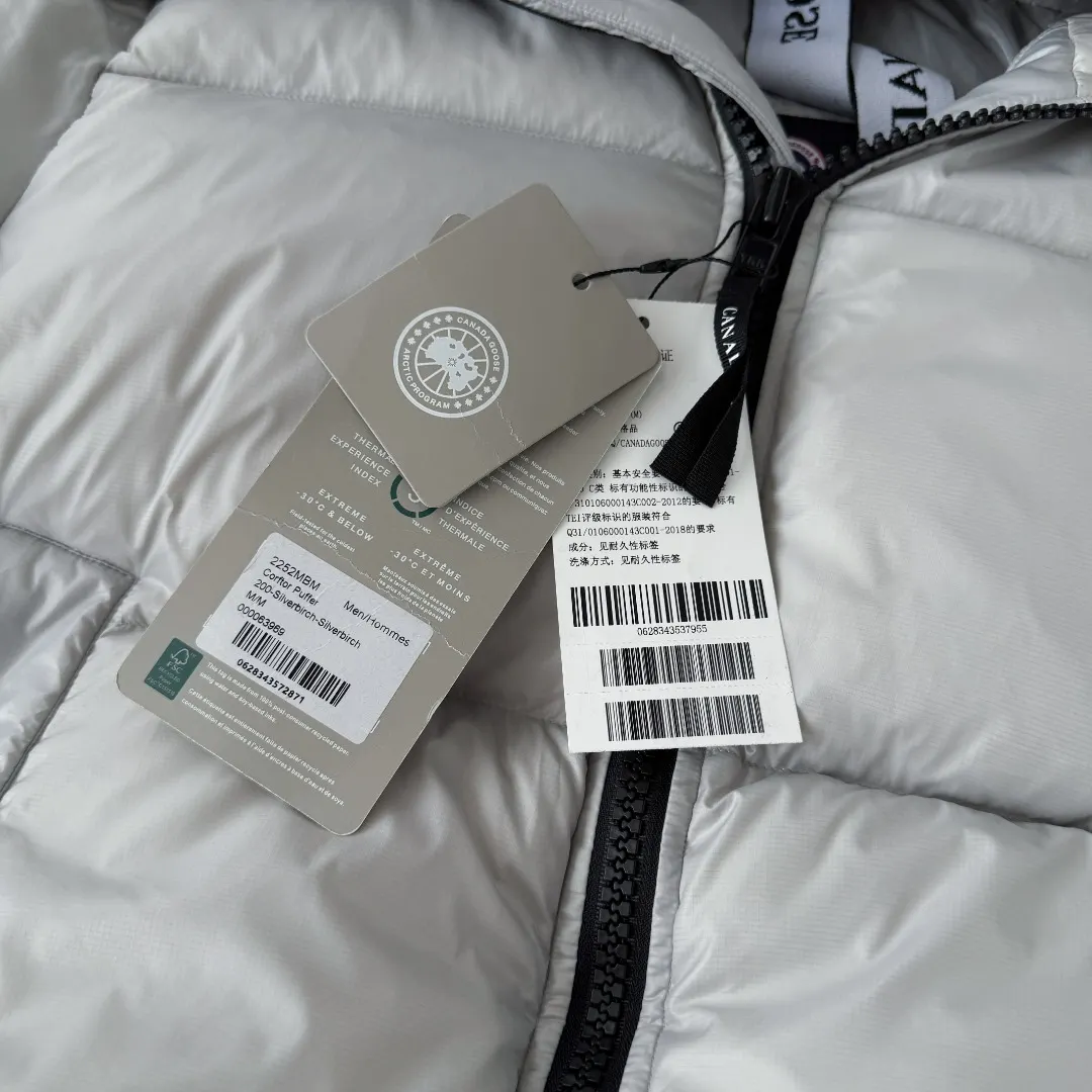 Crofton Hooded Down Puffer Jacket D45023547 — view 4