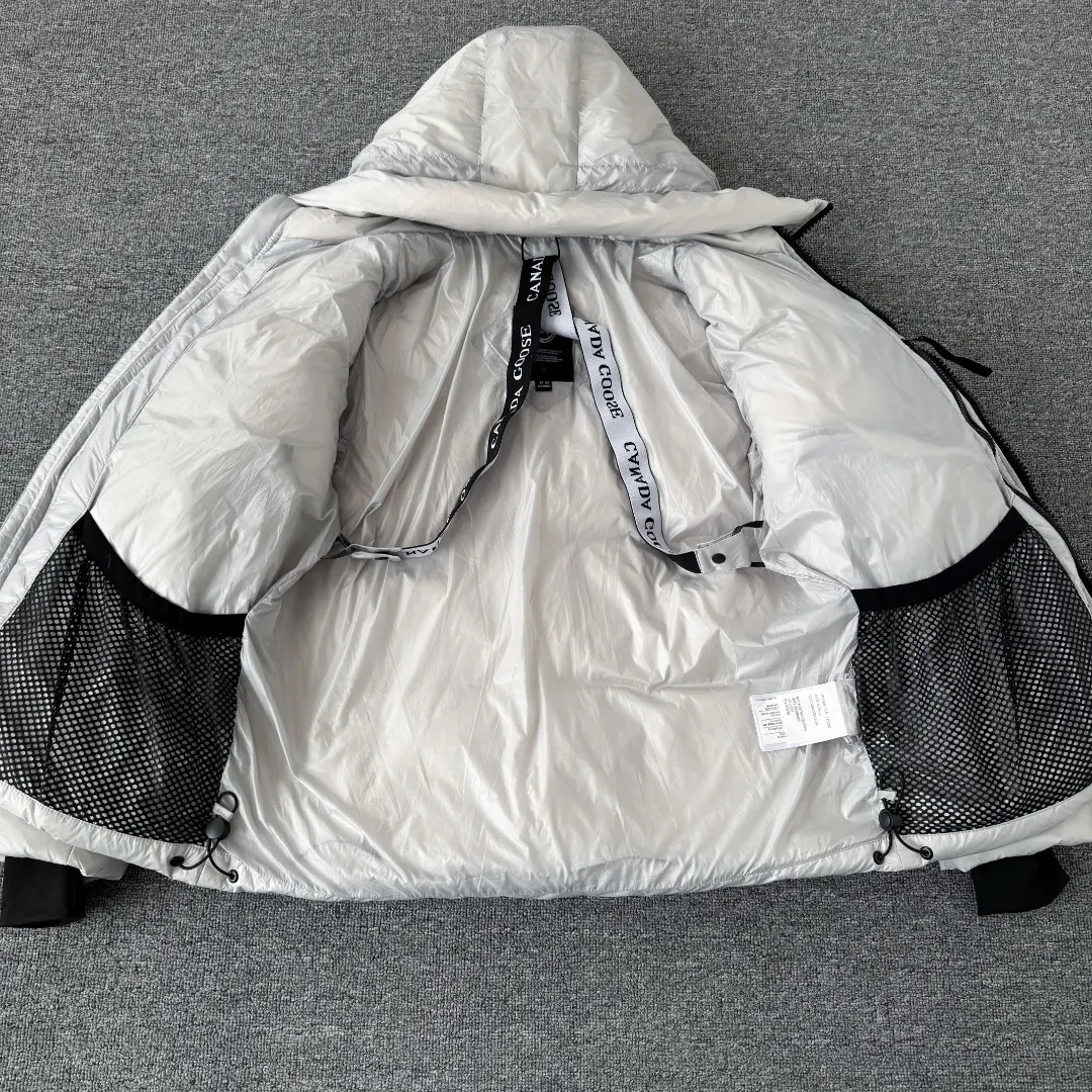 Crofton Hooded Down Puffer Jacket D45023547 — view 8