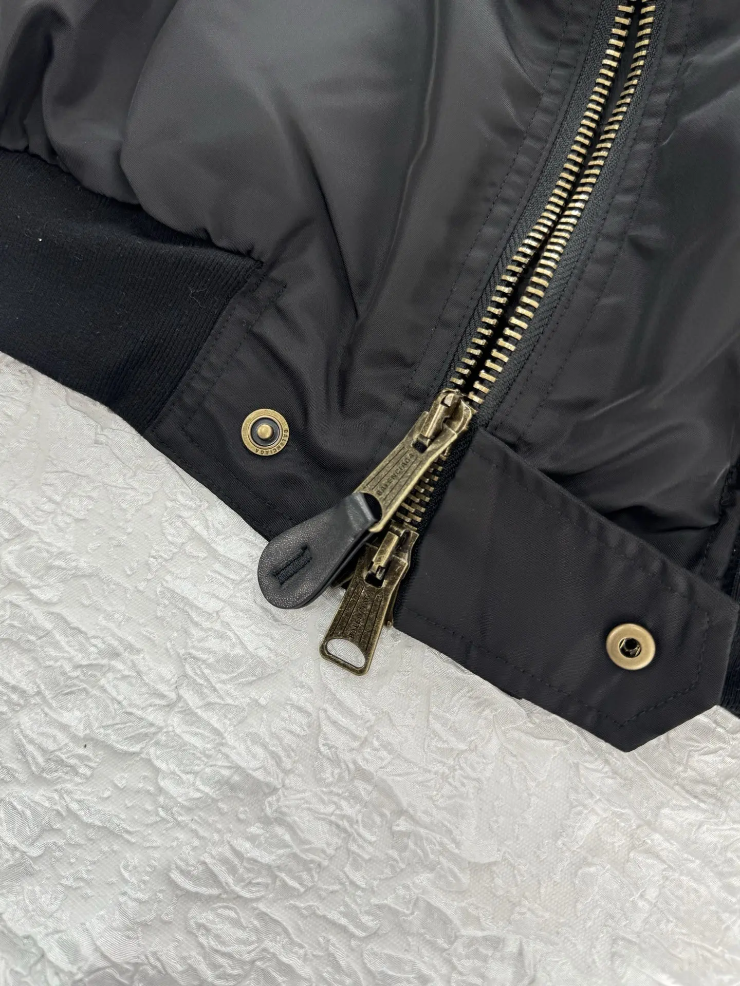 WFP Embroidered Hooded Bomber Jacket D46019955 — view 10