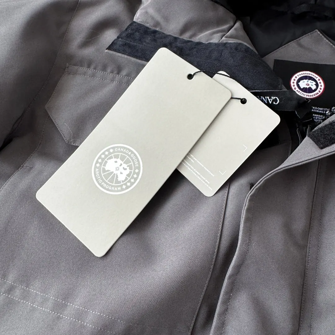 Expedition Fur-Trimmed Down Parka D46023396 — view 4