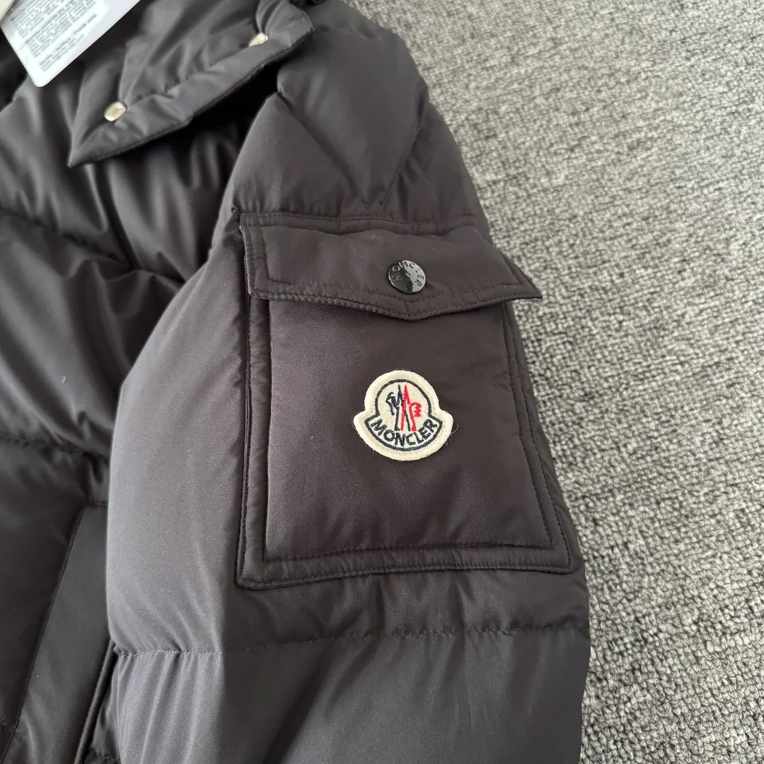 Maya 70th Anniversary Matte Down Jacket D47023486 — view 5