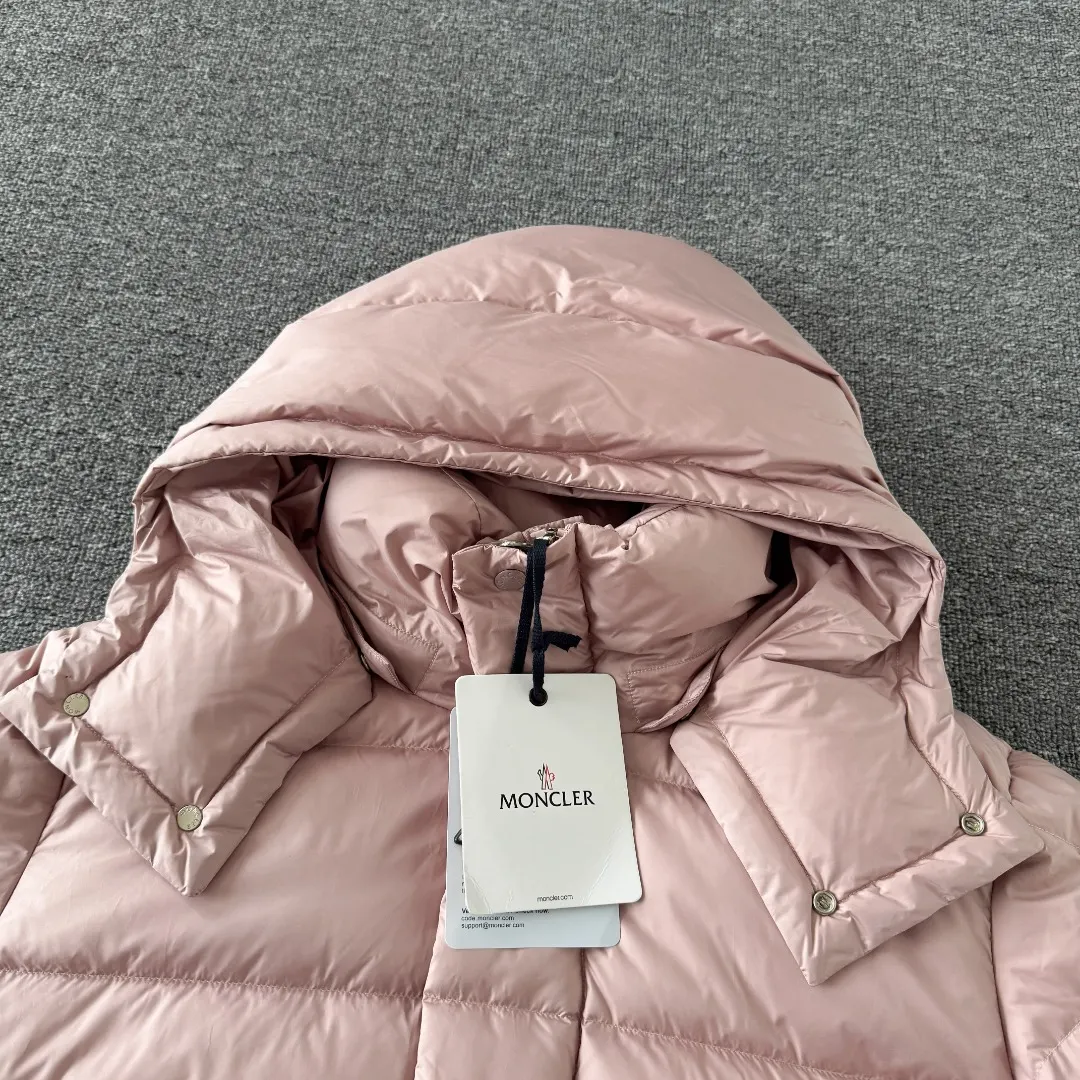 Maya 70th Anniversary Matte Down Jacket D47023484 — view 3