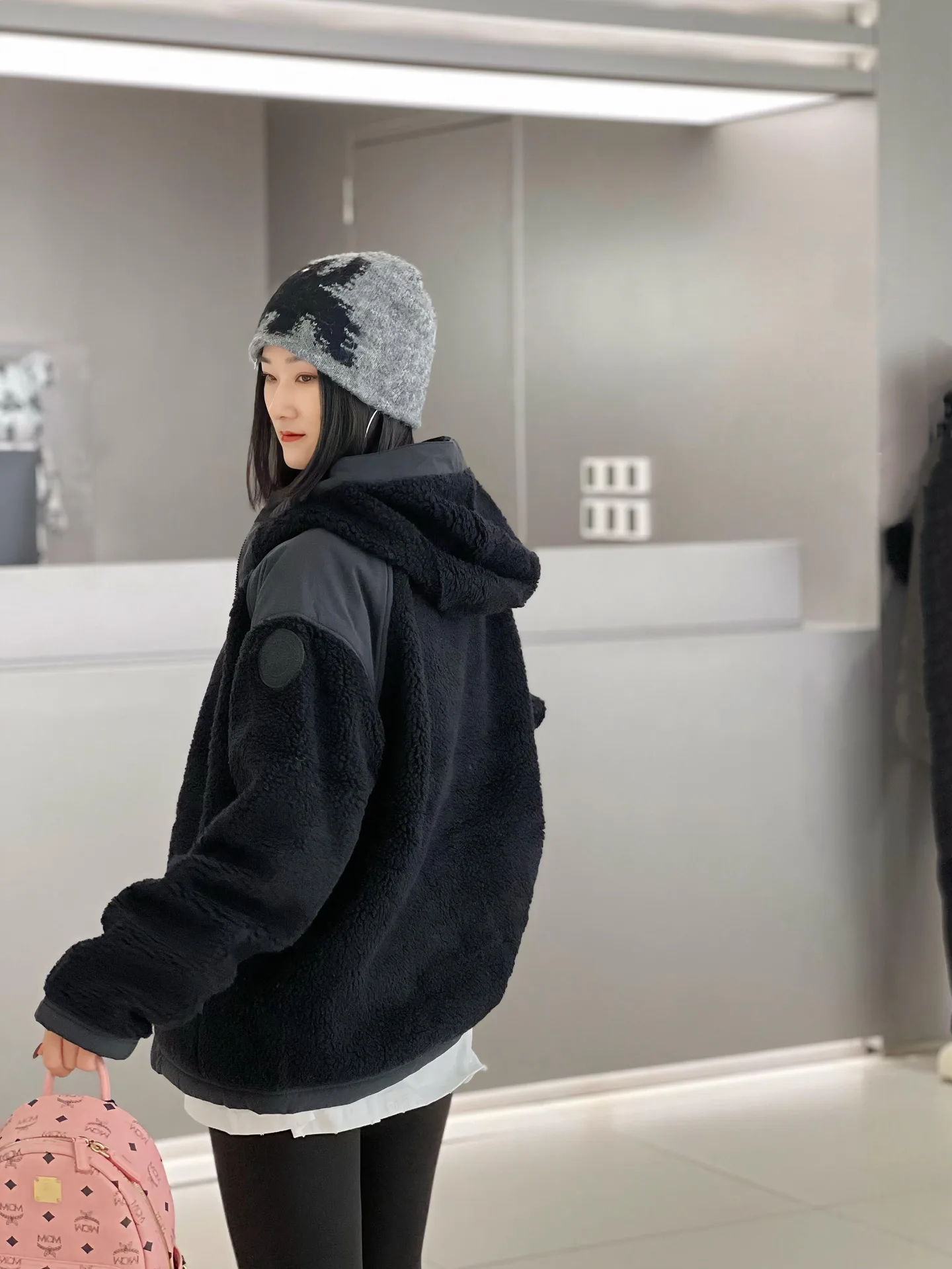 Alberni Reversible Fleece Bomber Jacket D48022780 — view 3