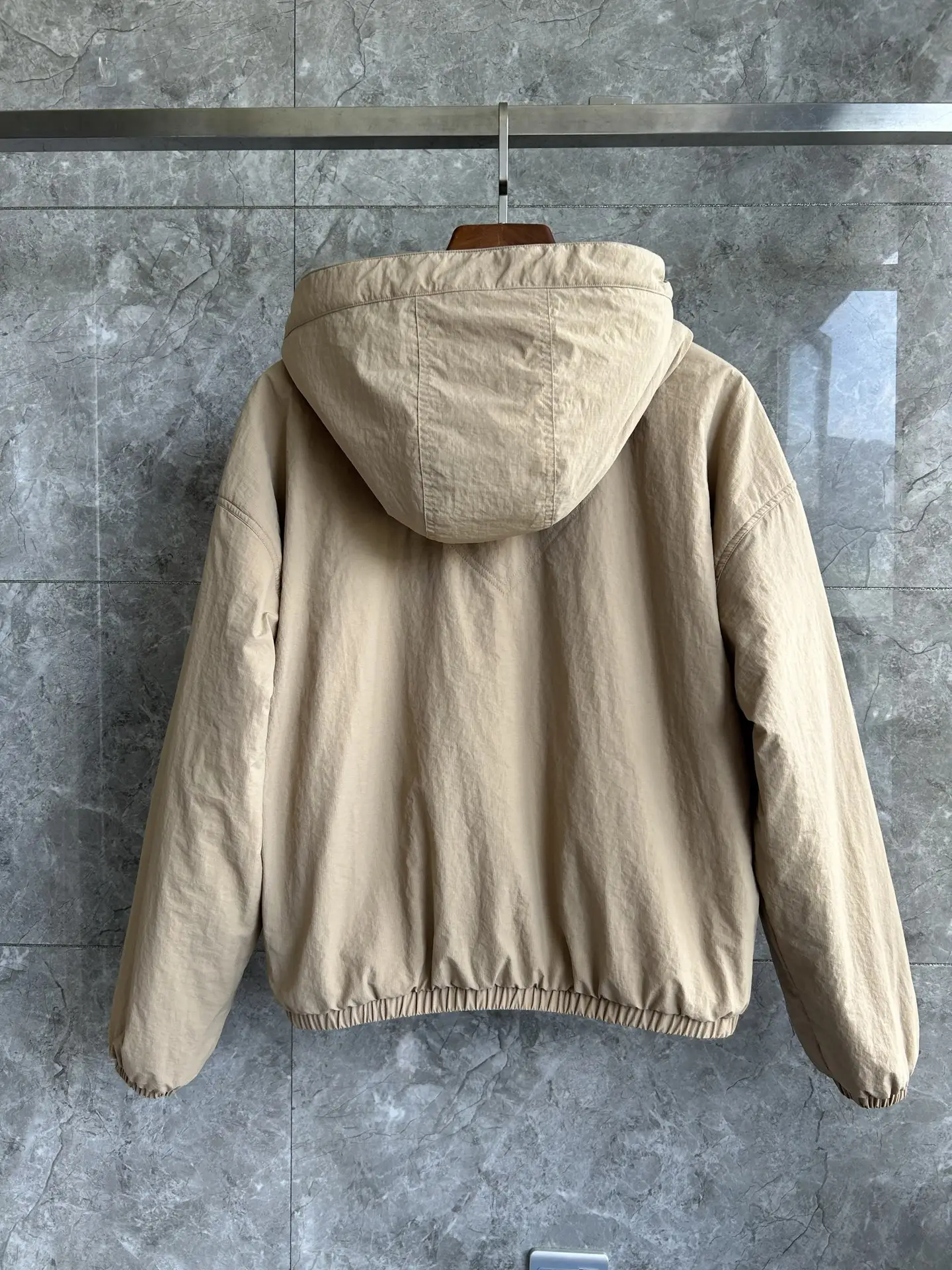 Alberni Reversible Fleece Hooded Jacket D48022785 — view 2