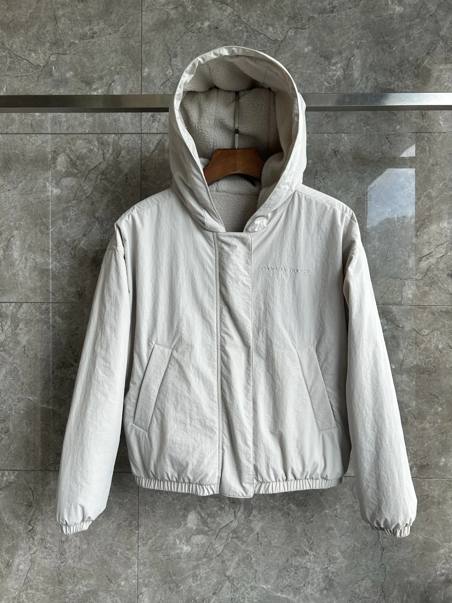 Alberni Reversible Fleece Hooded Jacket D48022783