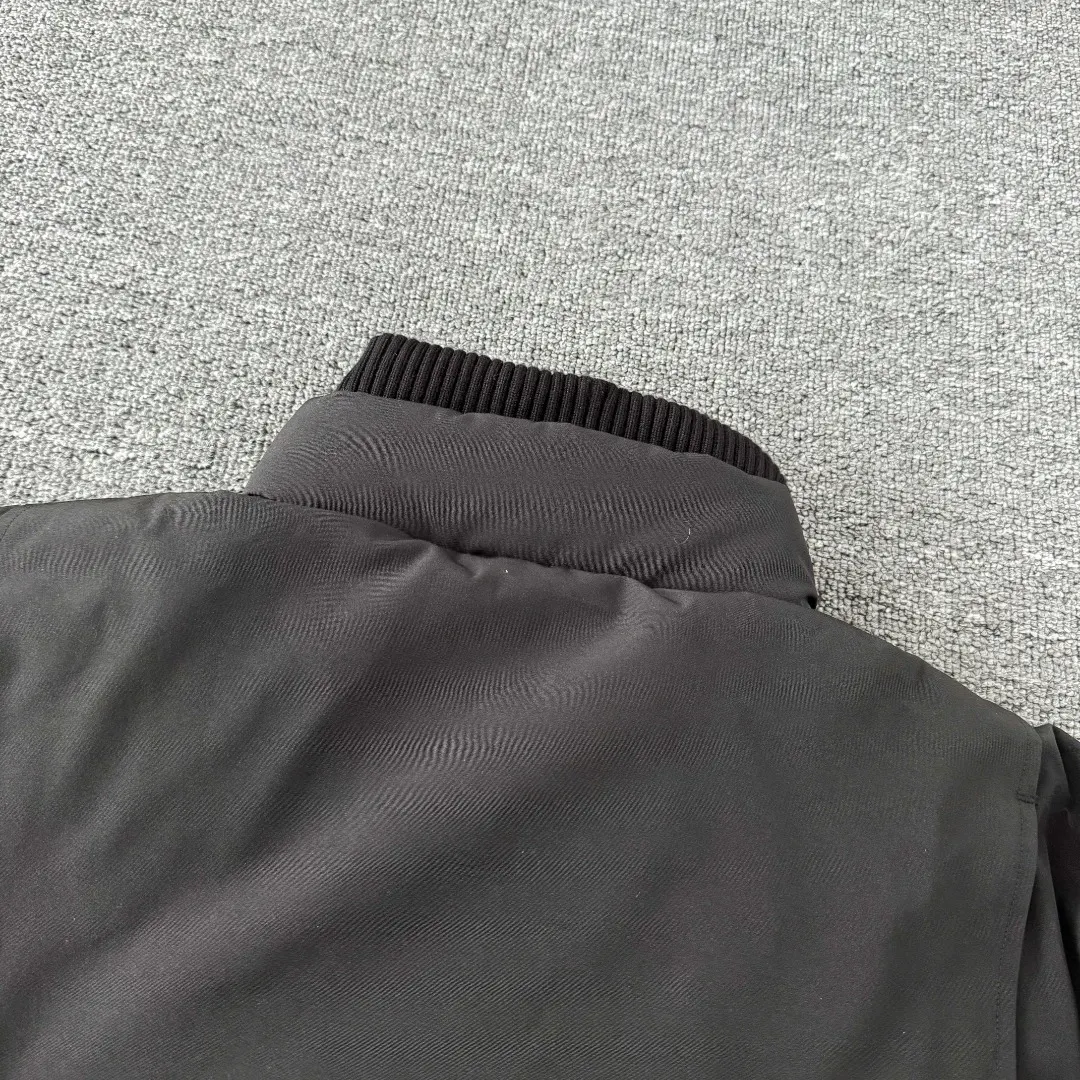 Expedition Down-Filled Puffer Jacket D49023494 — view 11