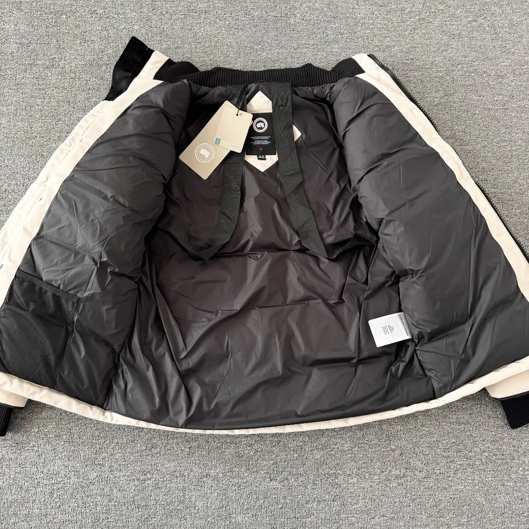 Expedition Down-Filled Puffer Jacket D49023495 — view 8